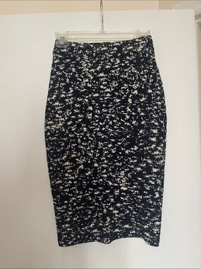 Patterned Pencil Skirt